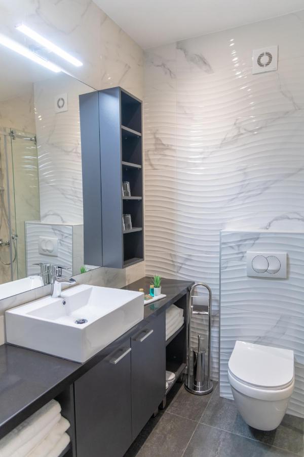 Apart Hotel Maksimum Belgrado Esterno foto